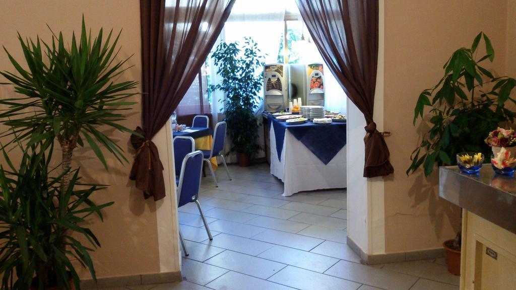 Hotel Palladio 蒙特卡蒂尼泰尔梅 外观 照片